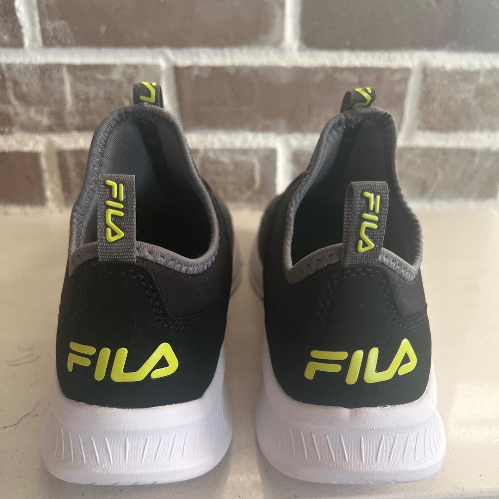 FILA Landbuzzer Running Shoes